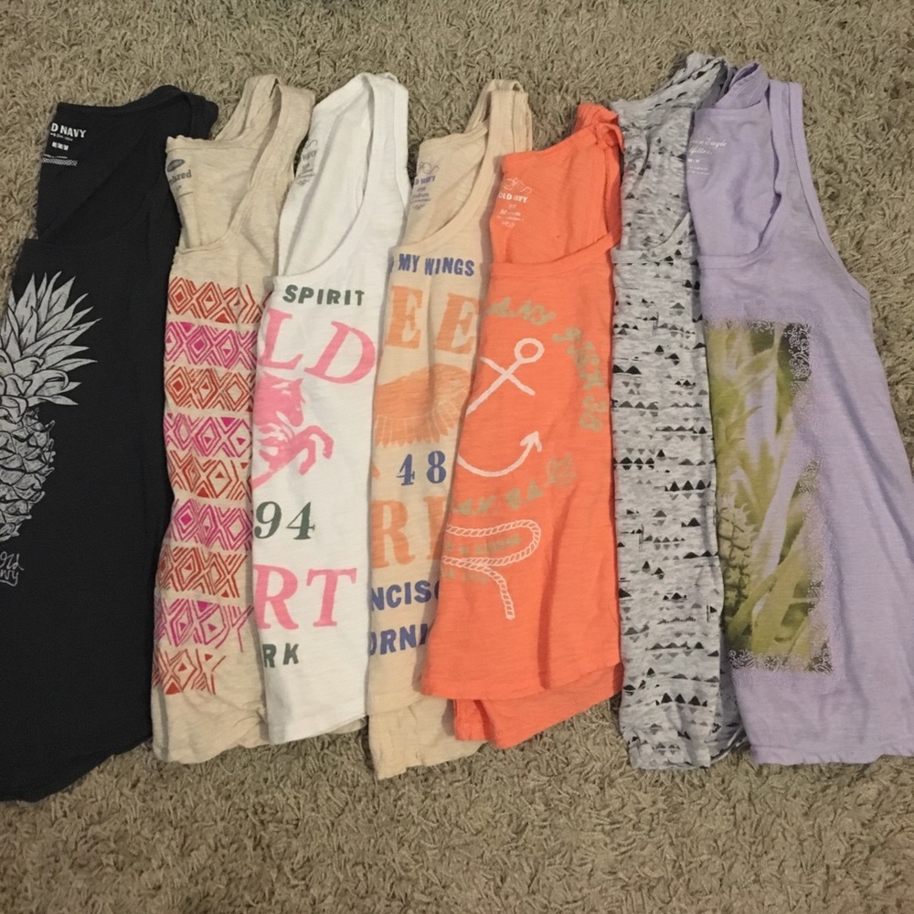 Women's tank tops Old Navy and American Eagle