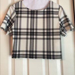 Black & White plaid crop top