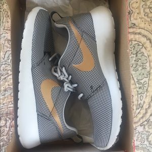 Nike Roshe One