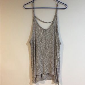 Flows tank top