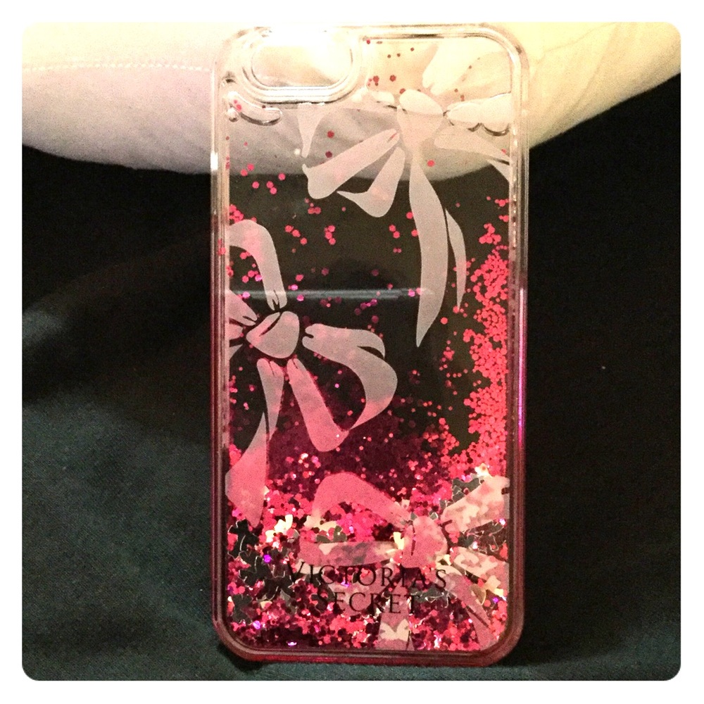 Victoria's Secret iPhone 6 case