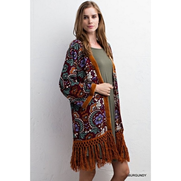 Velvet trim print kimono with fringe tassels - Picture 2 of 8