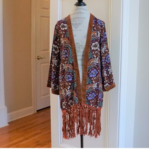 Velvet trim print kimono with fringe tassels - Picture 7 of 8