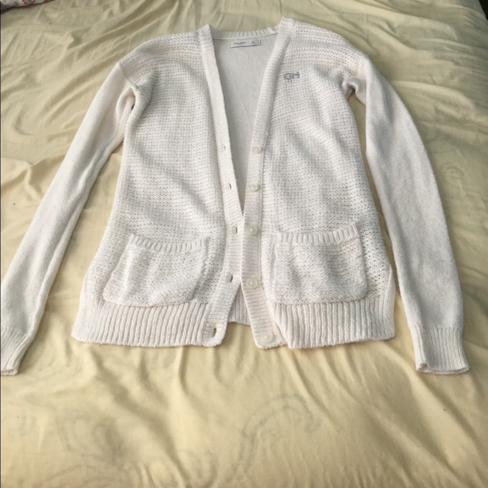White XS Gilly Hicks sweater cardigan