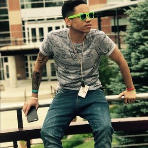 Meet your Posher, Julius