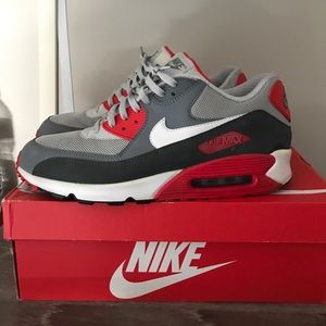 Nike Air Max 90 Essential