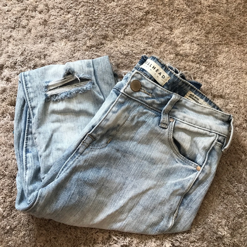 mid rise ripped skinny jeans