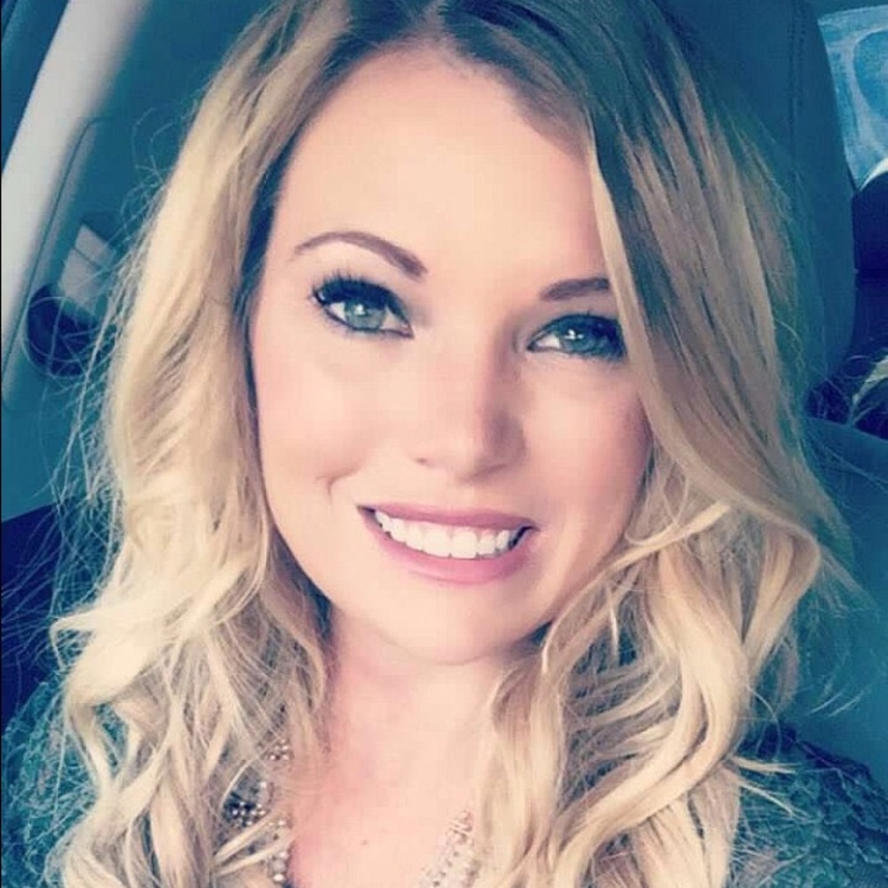 Meet your Posher, Jennifer