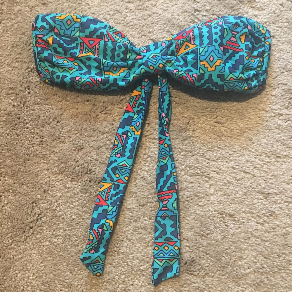 Aerie Patterned Strapless Bikini Top Size Small