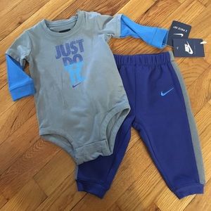 NWT Nike 2 piece set