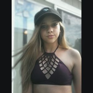 Meet your Posher, Lexie