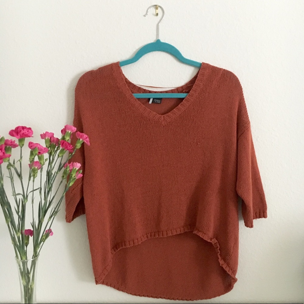 Crop top/ high-low burnt orange sweater