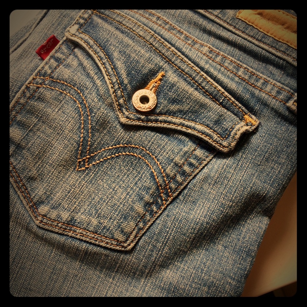 Levi 545 Boot Cut Jeans - ladies 6 med