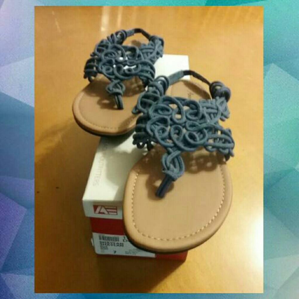 AWESOME  .LOOKING  SANDALS