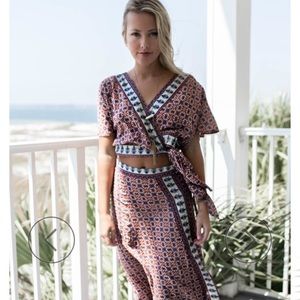 BRAND NEW outfit from Amazing Lace!