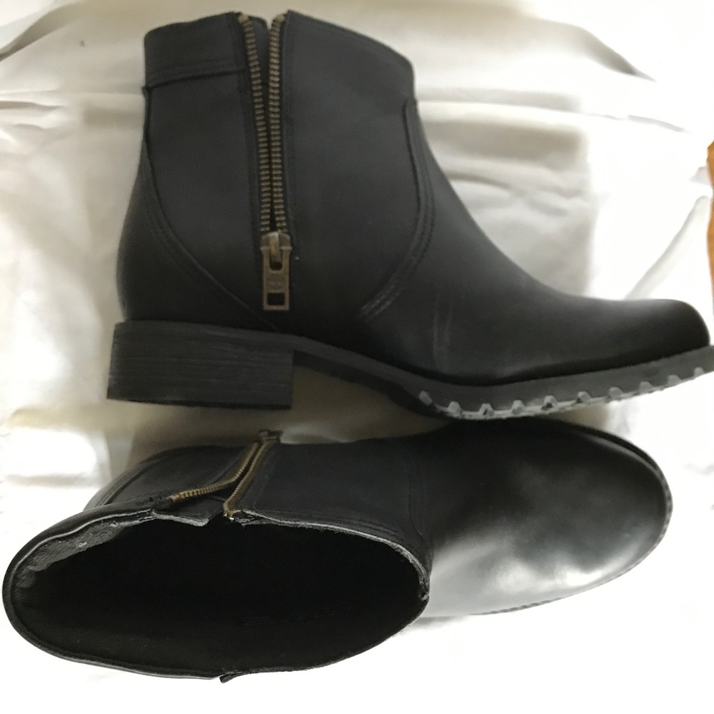 timberland black booties