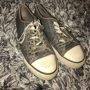 Sparkle Lace ups!