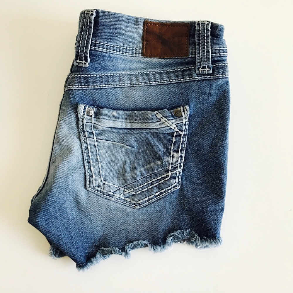 🔥BKE denim shorts - Picture 1 of 5