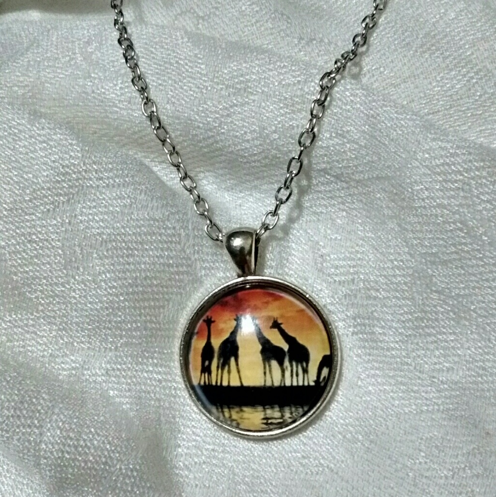 Africa Giraffe Cabochon Necklace