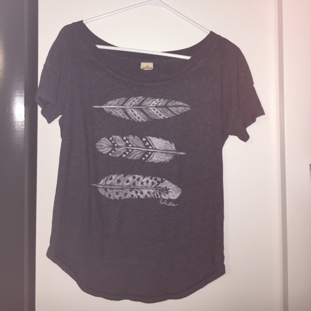 Hollister tee shirt