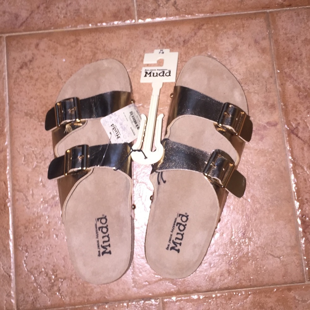 NWT Rose Gold Buckle Slides