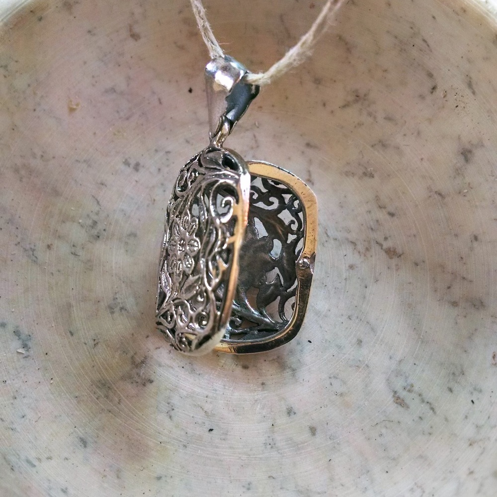 Sterling Silver Locket Diffuser - NWOT - Picture 4 of 6