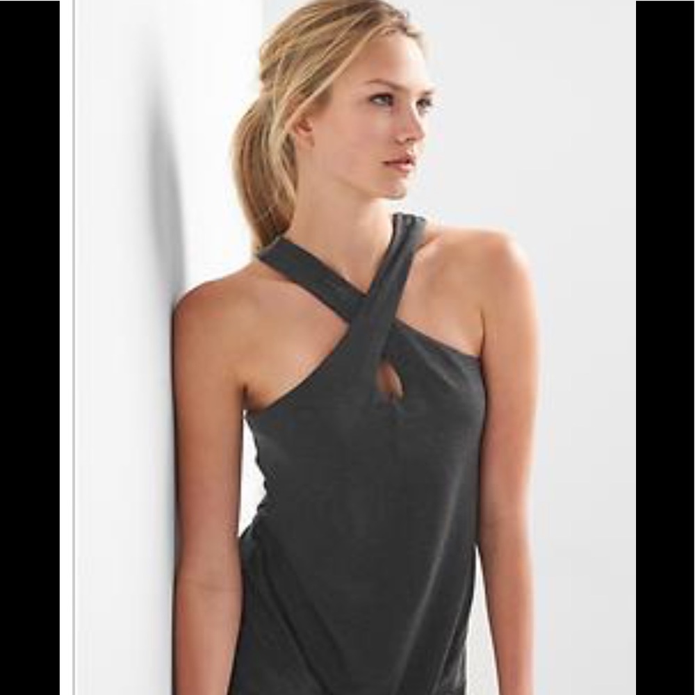 Gap Active Top
