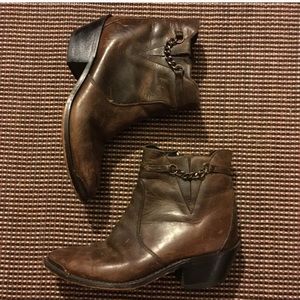 Vintage Durango Dark Brown Leather Booties