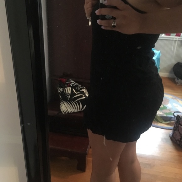 Dress - Picture 2 of 7