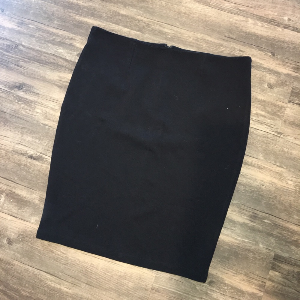 Forever 21+ Black Pencil Skirt NWOT