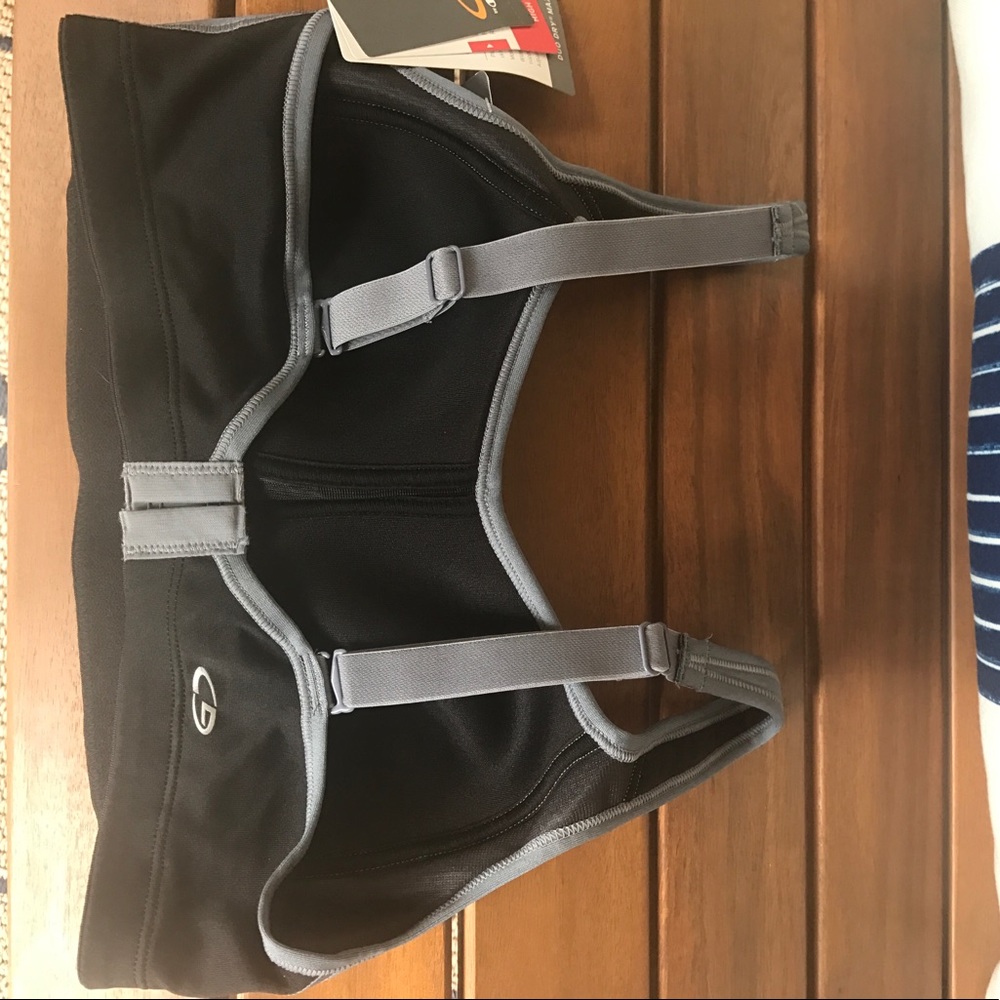 Champion Sports Bra. NWT - Picture 2 of 2