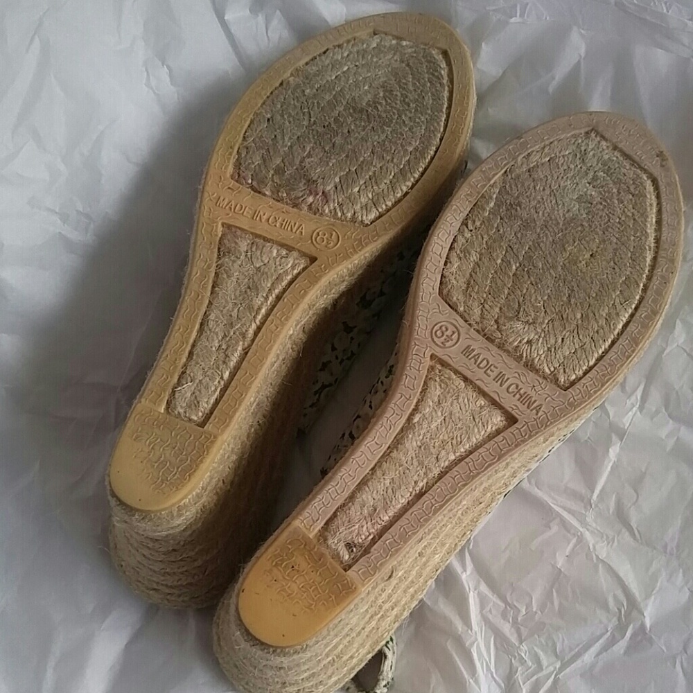 Shoes👟 - Picture 6 of 8