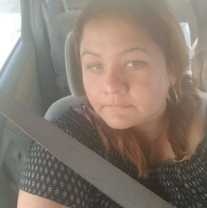 Meet your Posher, Roxana