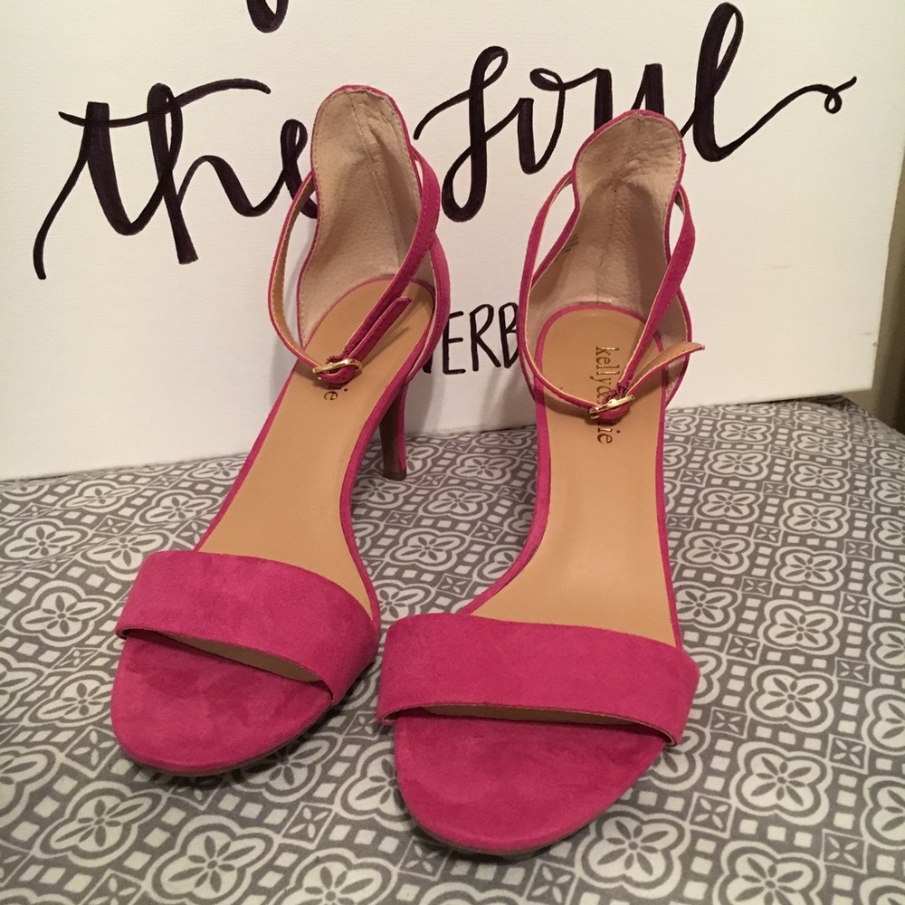 🎉SALE LAST CHANCE! Hot Pink 3 inch Heels Size 8
