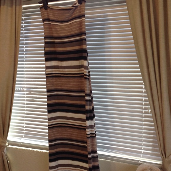 Maxi skirt - Picture 1 of 2