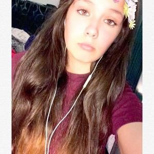 Meet your Posher, Rebekah