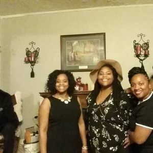 Meet your Posher, Taylor