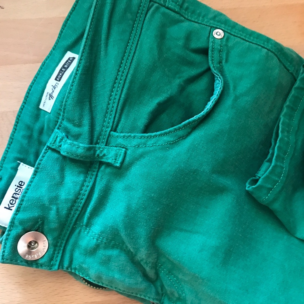 Green skinny jeans