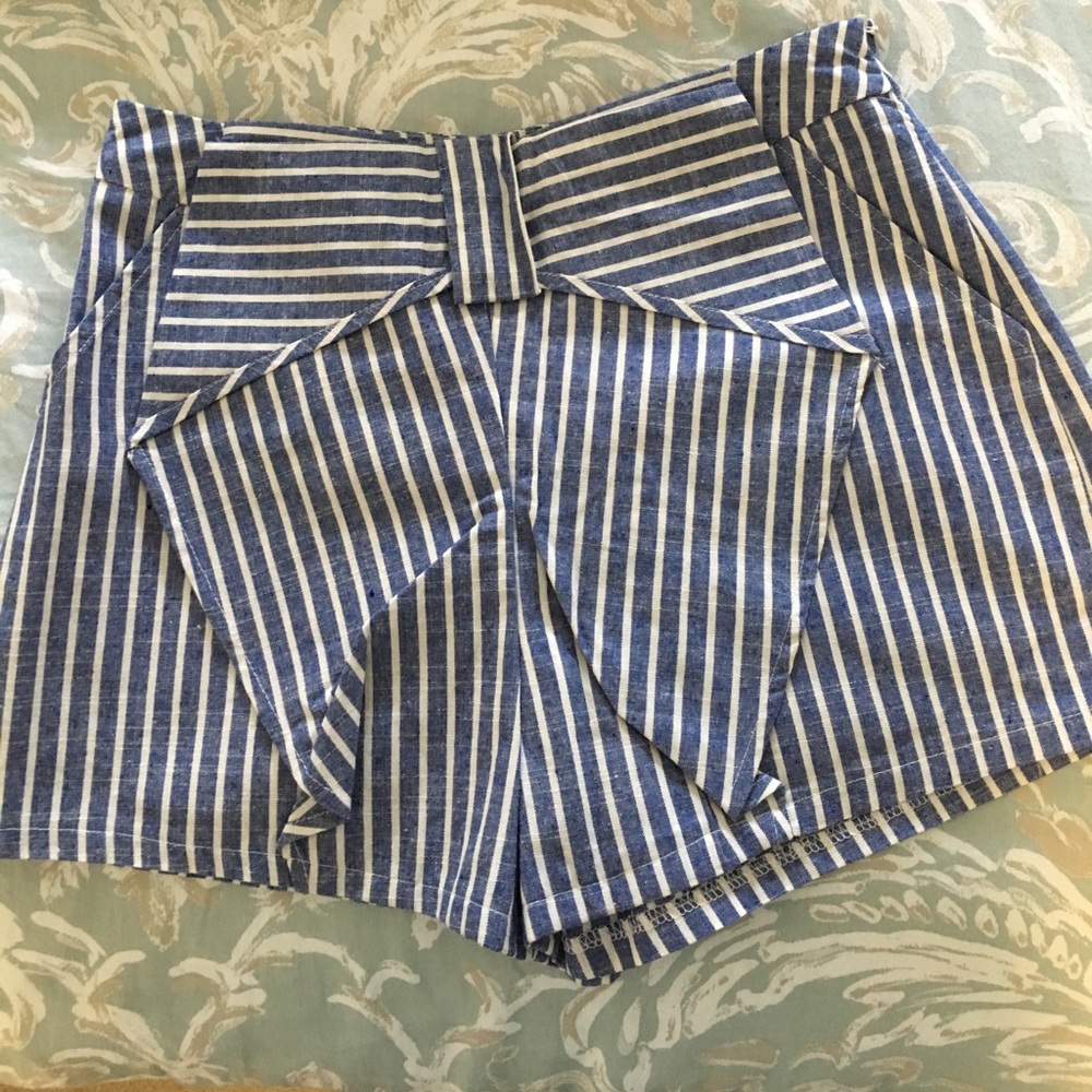 New brand Striped Shorts