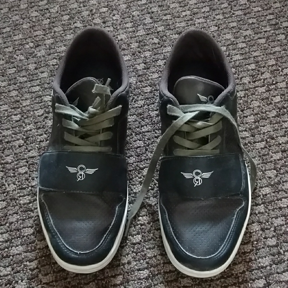 Men's creative recreations sneakers 10.5,like new!