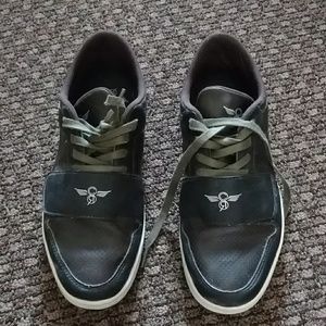 Men's creative recreations sneakers 10.5,like new!