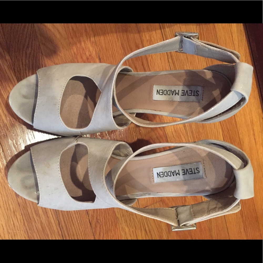 Steve Madden xternal bone heels