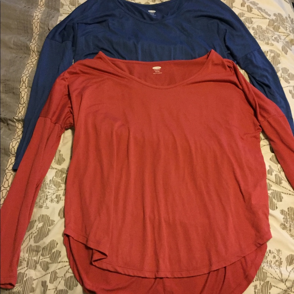 2 Old Navy long sleeve shirts
