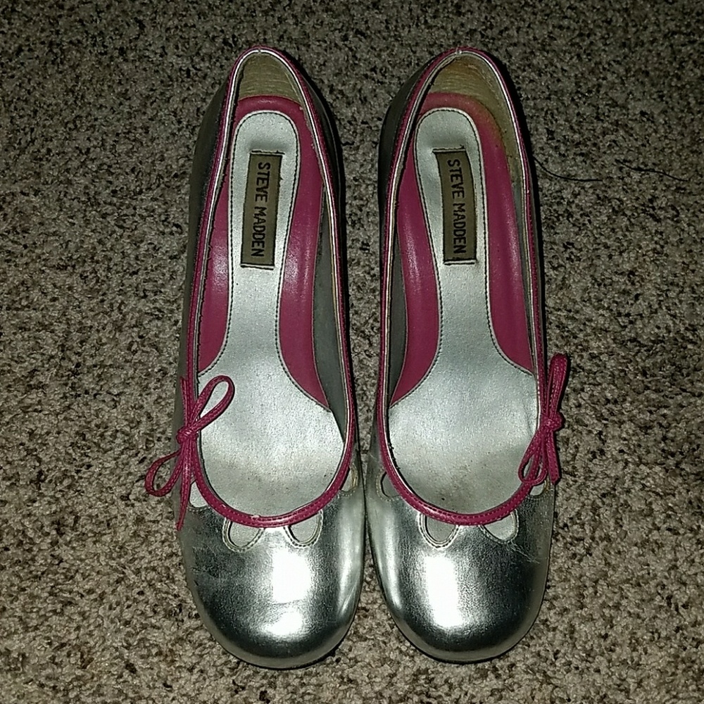 Steve Madden shoes... 10+ years old!