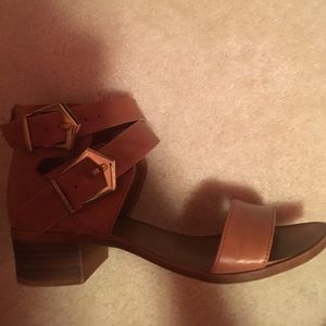 Two strap sandals with small heel