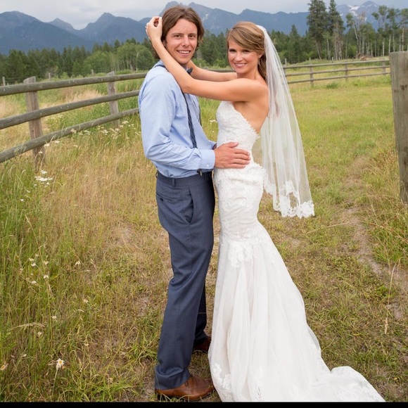 Liancarlo Couture Wedding Dress - Picture 6 of 6