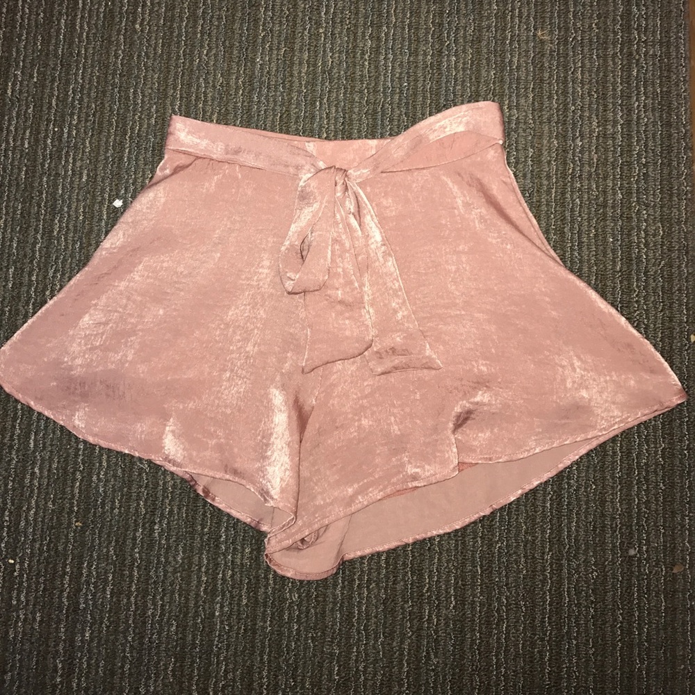 Sage flow metallic tinted pink shorts