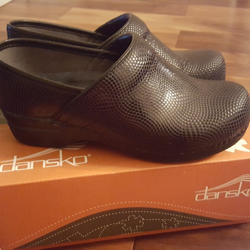 Dansko leather shoes, size 7