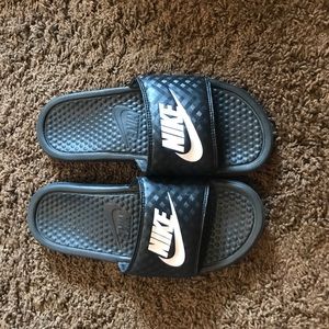 Nike slides