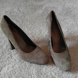 Calvin Klein pumps